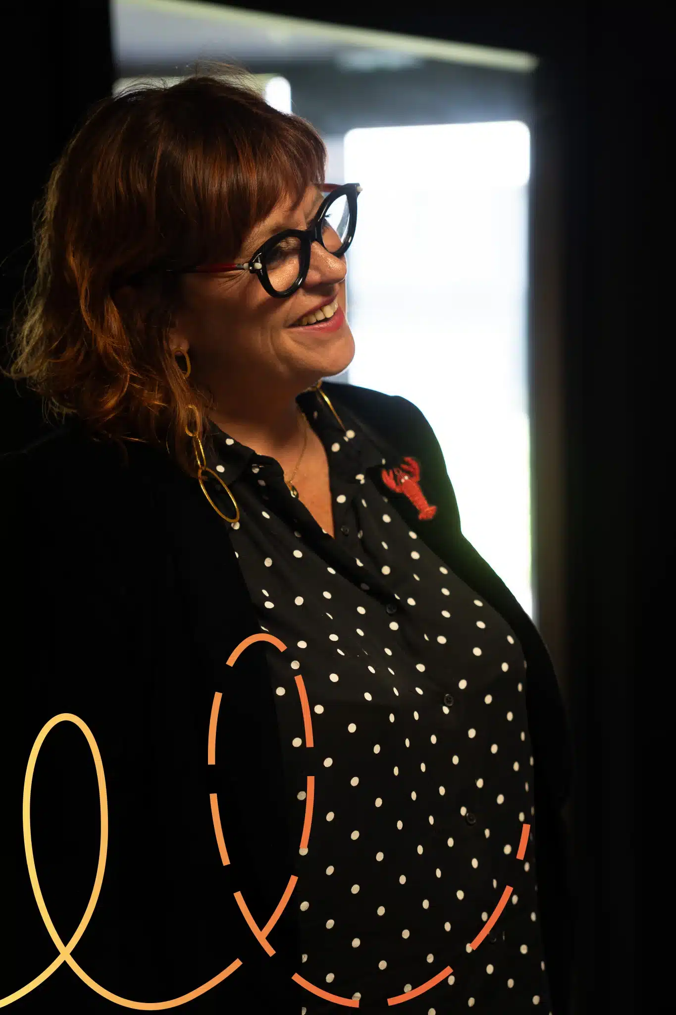 Collaboratrice souriante