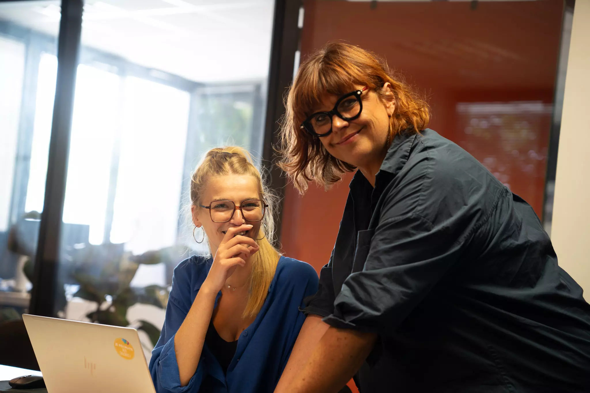 Collaboratrices heureuses