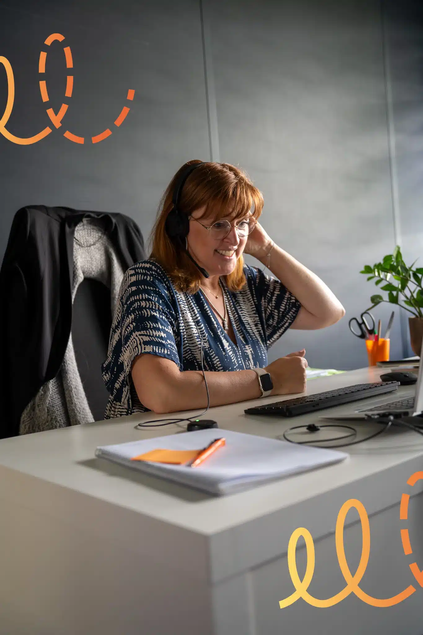 Collègue en pleine discussion teams (2)
