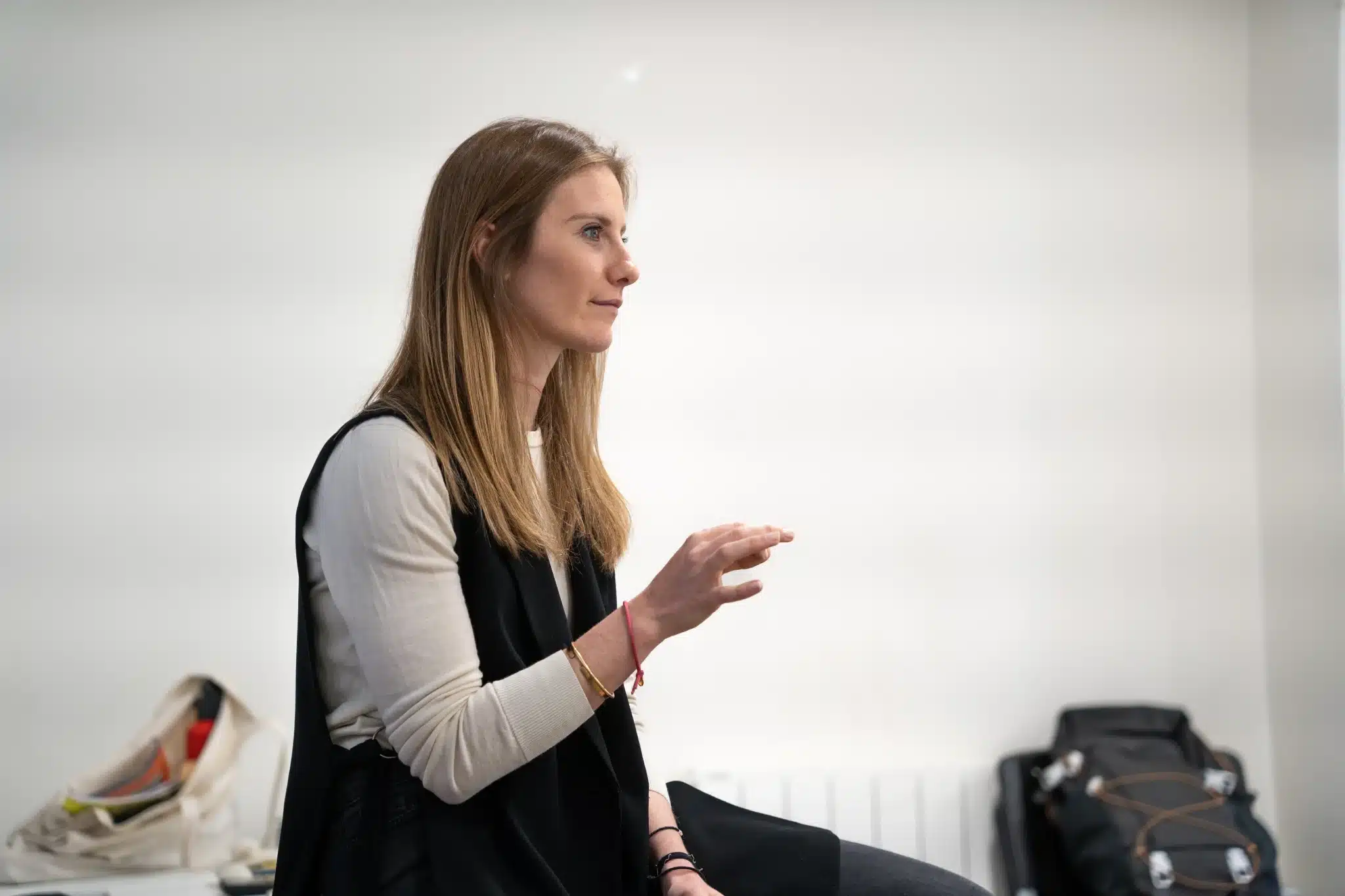 Formatrice expliquant son cours